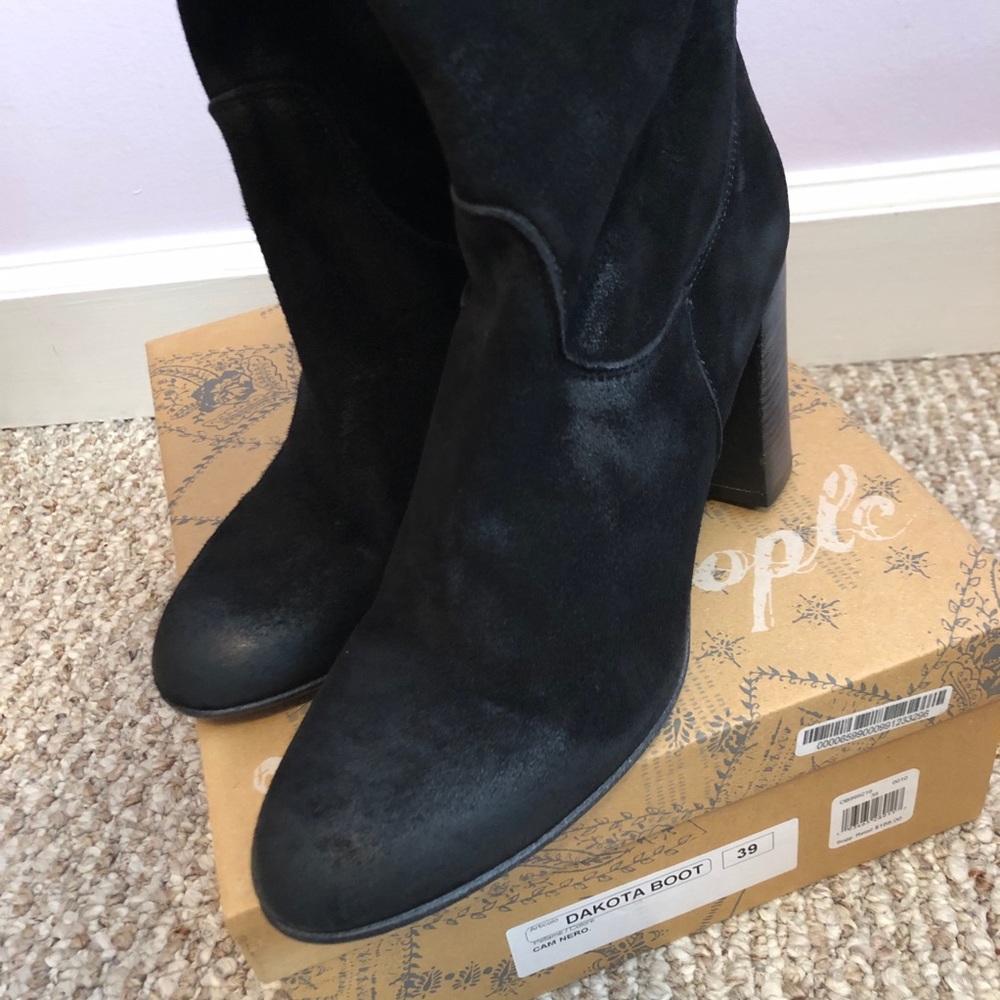 Free People Dakota Black Slouchy Suede Heel Boot - Picture 8 of 16